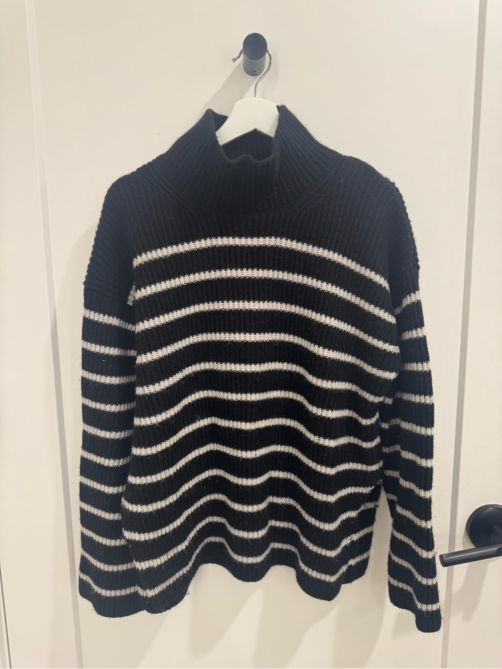 AllSaints Black and White Striped Turtleneck cashmere Sweater